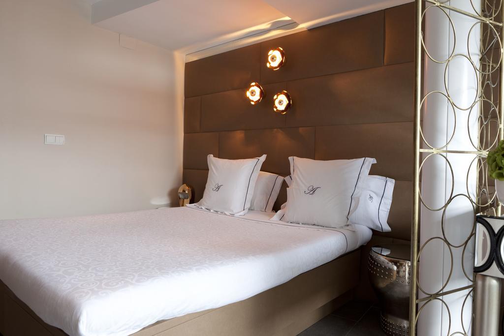 Madrid Central Gran Via Suites ภายนอก รูปภาพ